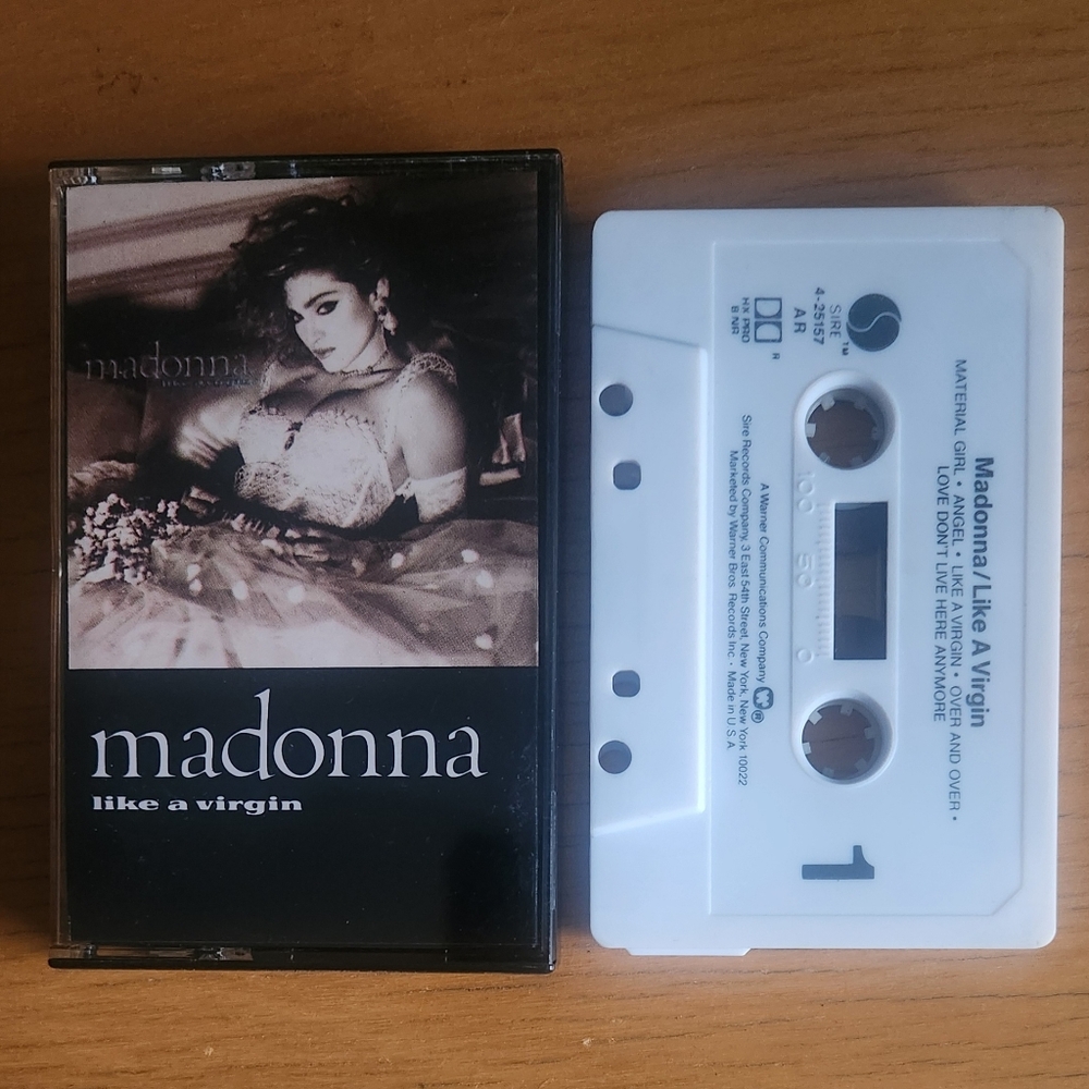 Madonna - 80s Tapes (Lot of 3)  - Picture 5 of 8